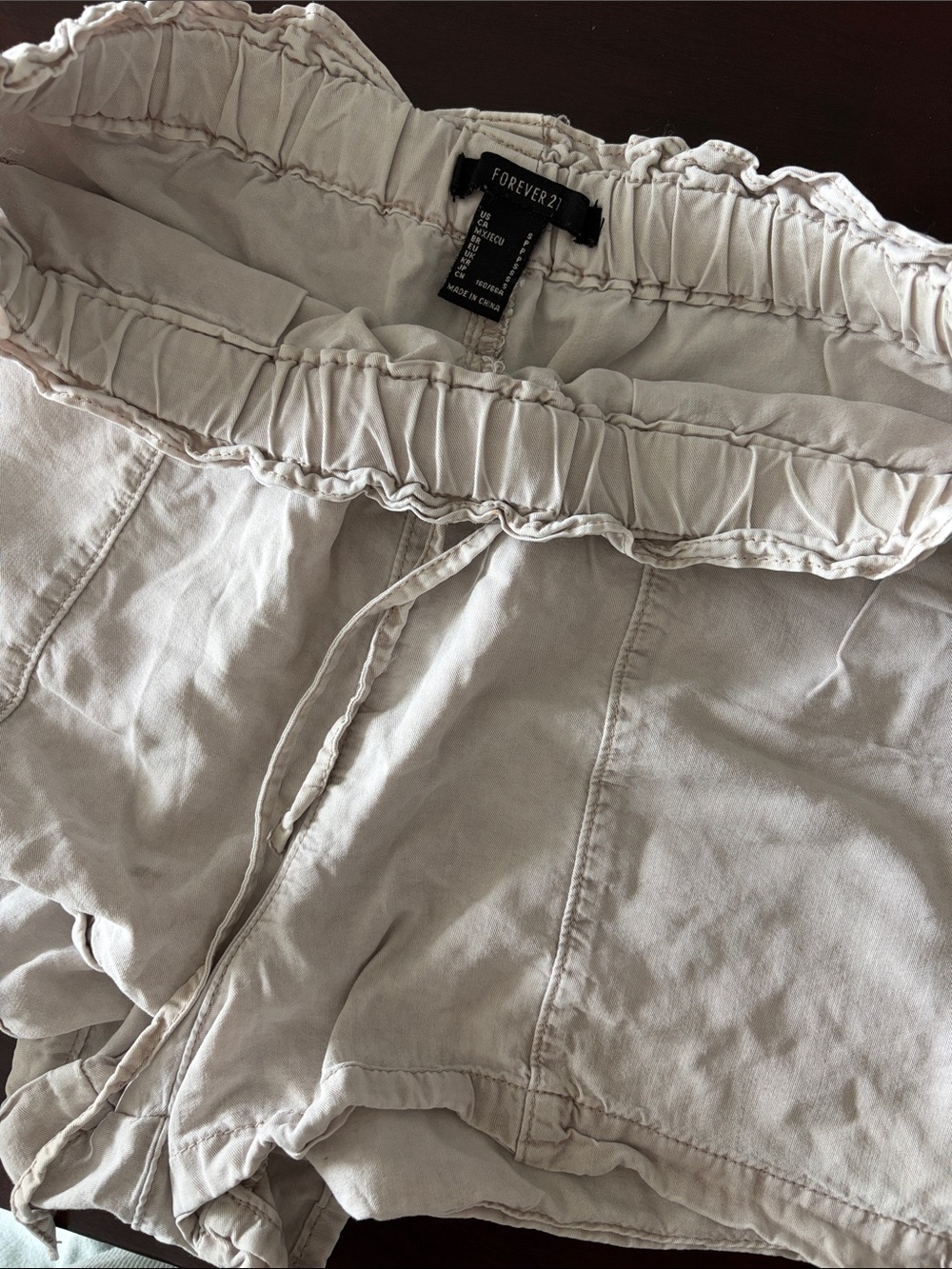 Drawstring Linen-Style Shorts - Picture 3 of 3
